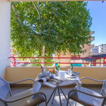 Central Amor - Happy Rentals Lugano Ngoại thất bức ảnh